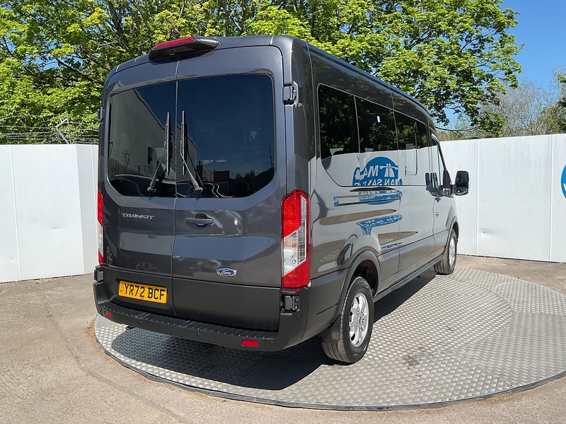 Ford 410 EcoBlue Limited 15 Seater 
