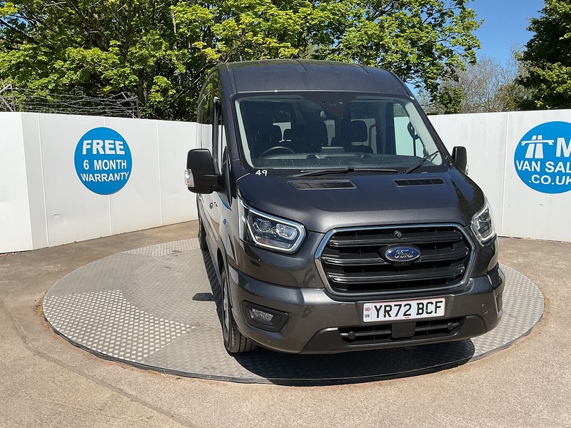 Ford 410 EcoBlue Limited 15 Seater 