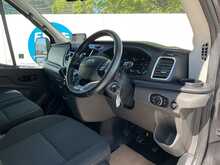 Ford Transit 410 EcoBlue Limited 15 Seater 