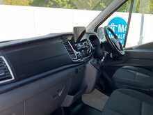 Ford Transit 410 EcoBlue Limited 15 Seater 