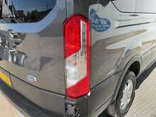 Ford Transit 410 EcoBlue Limited 15 Seater 