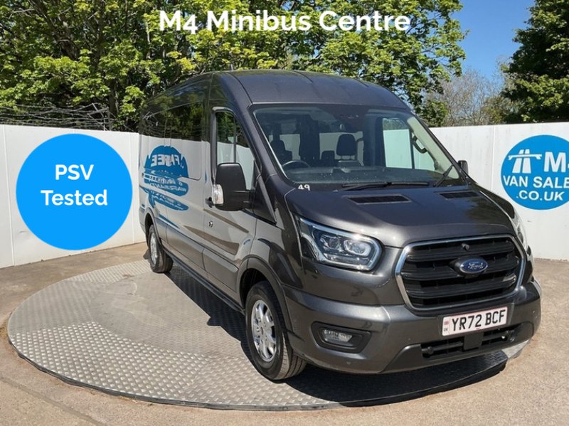 Ford 410 EcoBlue Limited 15 Seater 
