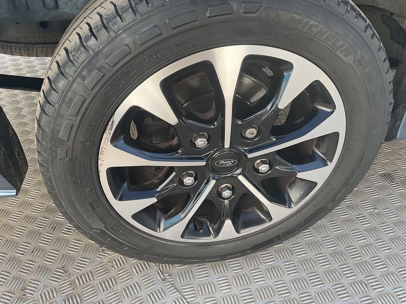 Ford 320 Sport Crewvan **NEW WETBELT**
