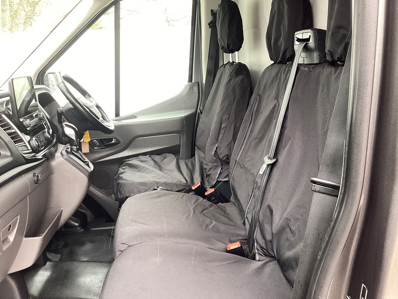 Ford 350 EcoBlue Limited M/R LWB A/C Euro 6 **NO VAT**