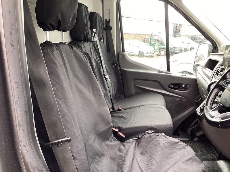 Ford 350 EcoBlue Limited M/R LWB A/C Euro 6 **NO VAT**