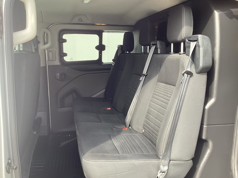 Ford 320 EcoBlue Limited Crewcab LWB L/R Euro 6