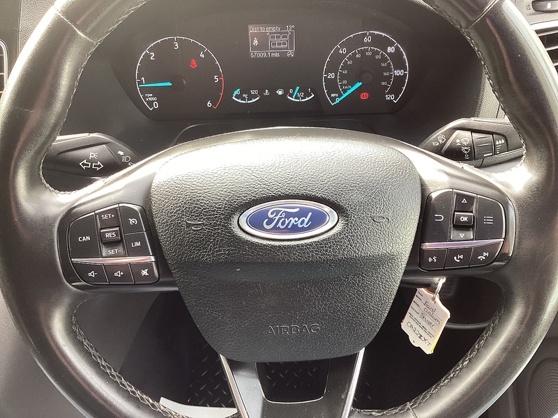 Ford 320 EcoBlue Limited Crewcab LWB L/R Euro 6