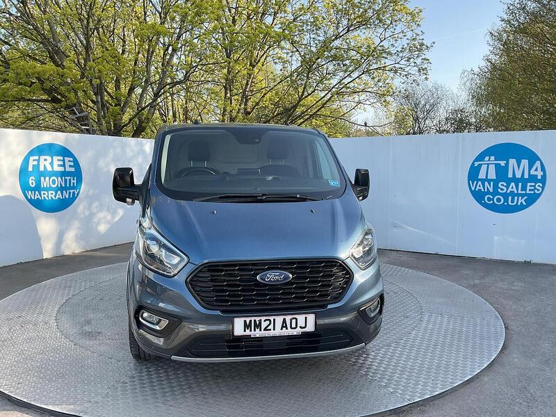 Ford 300 EcoBlue Active SWB L/R A/C Euro 6
