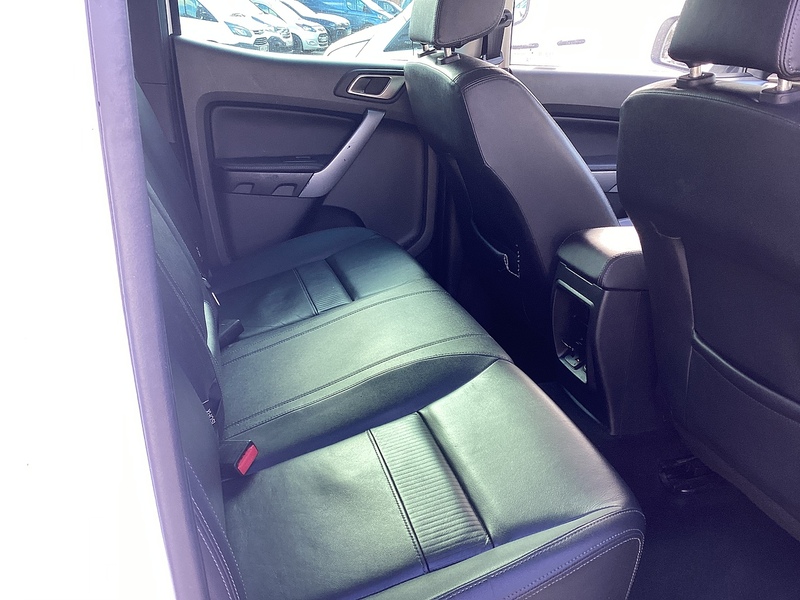 Ford EcoBlue Limited Crewcab 4X4 Euro 6 A/C **NO VAT**  NEW WET BELT