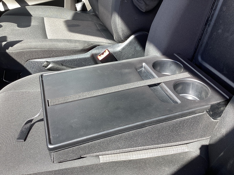 Ford 290 EcoBlue Leader MWB M/R A/C Euro 6