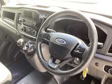 Ford Transit 290 EcoBlue Leader MWB M/R A/C Euro 6 