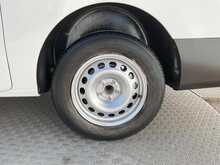Vauxhall Vivaro Turbo D 2900 Dynamic LWB L/R A/C Euro 6 