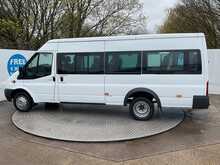 Ford Transit 430 17 Seater 135ps TDCi 430 