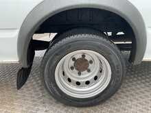 Ford Transit 430 17 Seater 135ps TDCi 430 