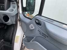 Ford Transit 430 17 Seater 135ps TDCi 430 