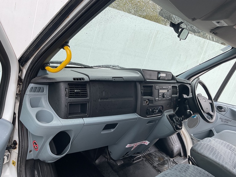 Ford 2.2 TDCi 430 HDT Minibus 5dr Diesel Manual RWD L4 H2 (133 bhp)