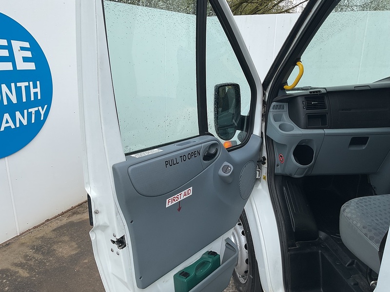 Ford 2.2 TDCi 430 HDT Minibus 5dr Diesel Manual RWD L4 H2 (133 bhp)