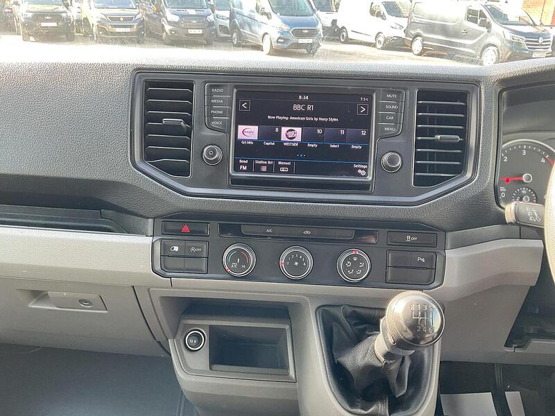 Volkswagen TDI CR35 Trendline LWB H/R  A/C Euro 6