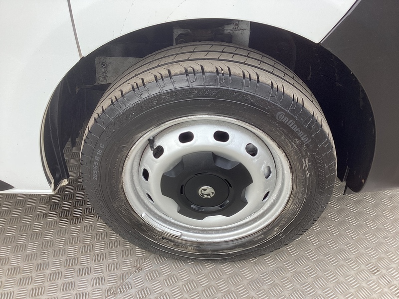 Vauxhall CDTi 2900 BiTurbo ecoTEC SWB H/R Euro 6