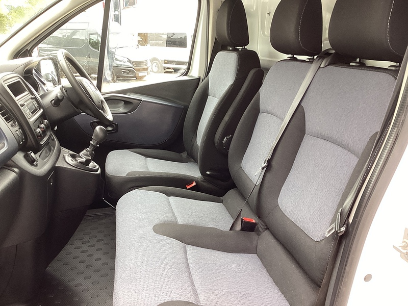 Vauxhall CDTi 2900 BiTurbo ecoTEC SWB H/R Euro 6