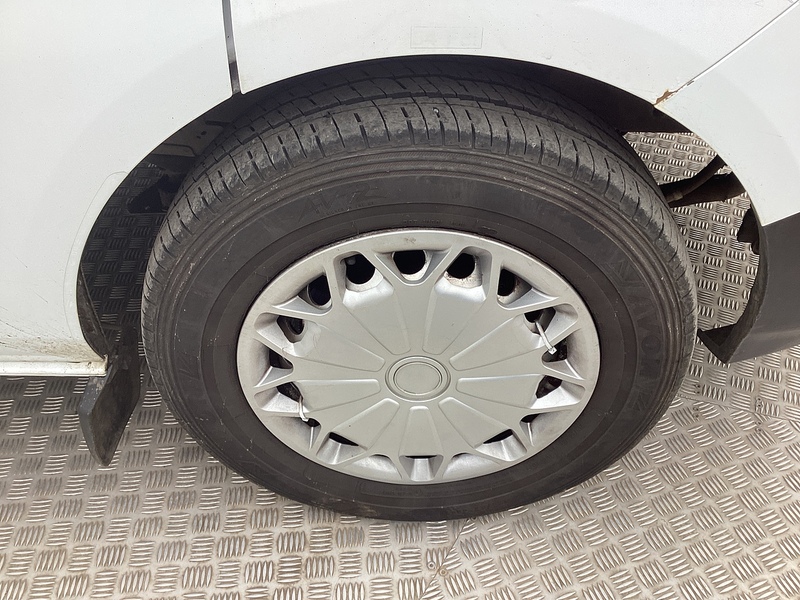 Ford 320 EcoBlue SWB L/R Euro 6 **NO VAT**