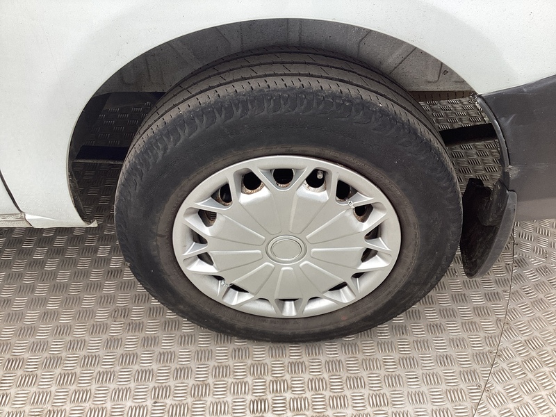 Ford 320 EcoBlue SWB L/R Euro 6 **NO VAT**