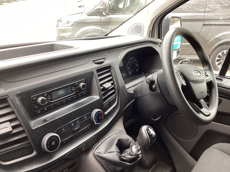 Ford 320 EcoBlue SWB L/R Euro 6 **NO VAT**