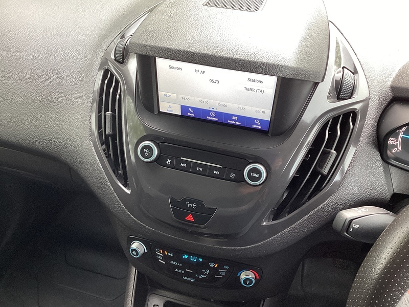 Ford TDCi Sport SWB  A/C Euro 6