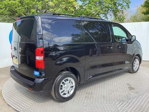 Vauxhall Vivaro, Turbo D 3100 Sportive SWB L/R A/C Euro 6