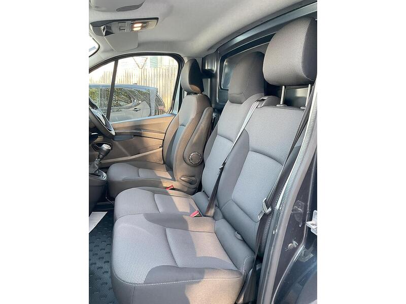 Renault dCi Blue LL30 Business+ LWB A/C Euro 6