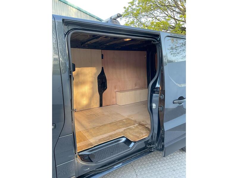 Renault dCi Blue LL30 Business+ LWB A/C Euro 6