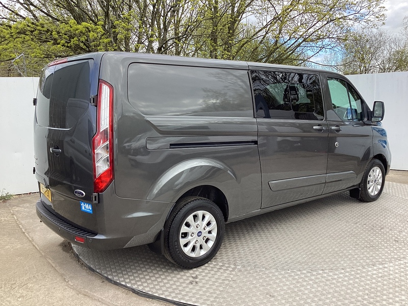 Ford 320 EcoBlue Limited Crewcab LWB A/C Euro 6