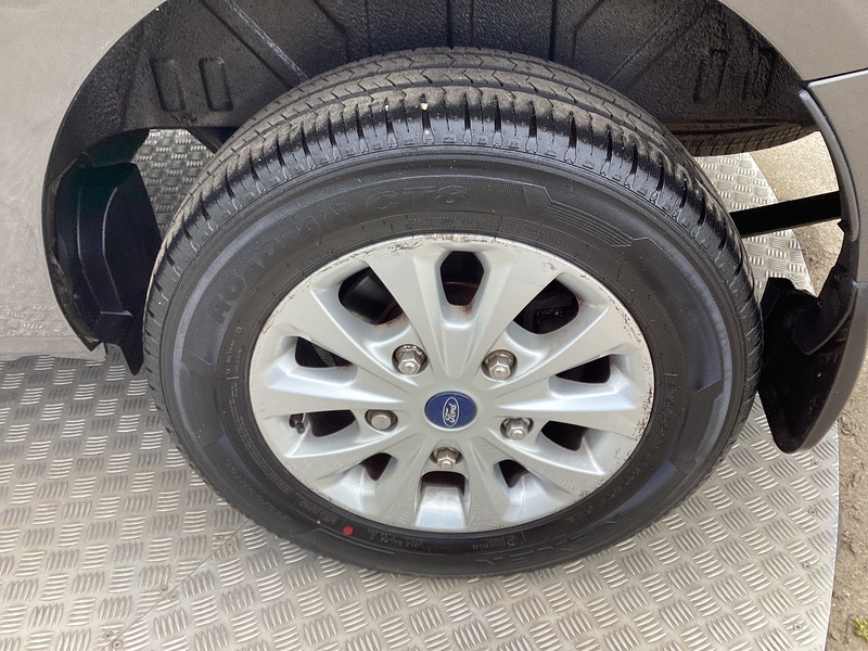 Ford 320 EcoBlue Limited Crewcab LWB A/C Euro 6
