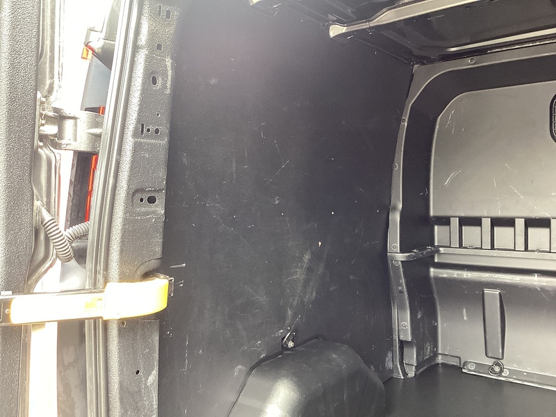 Ford 320 EcoBlue Limited Crewcab LWB A/C Euro 6