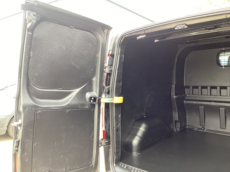 Ford 320 EcoBlue Limited Crewcab LWB A/C Euro 6