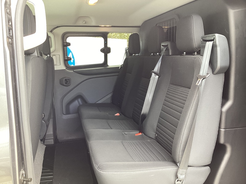 Ford 320 EcoBlue Limited Crewcab LWB A/C Euro 6