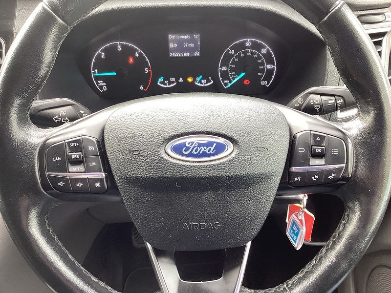 Ford 320 EcoBlue Limited Crewcab LWB A/C Euro 6