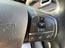 Ford Transit Custom 300 EcoBlue Active SWB L/R A/C Euro 6 