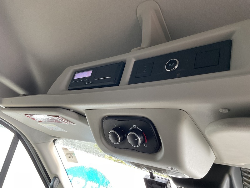 Ford 460 EcoBlue Leader 17 Seater Tacho 