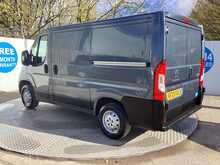 Peugeot Boxer BlueHDi 330 Professional SWB L/R Euro 6 