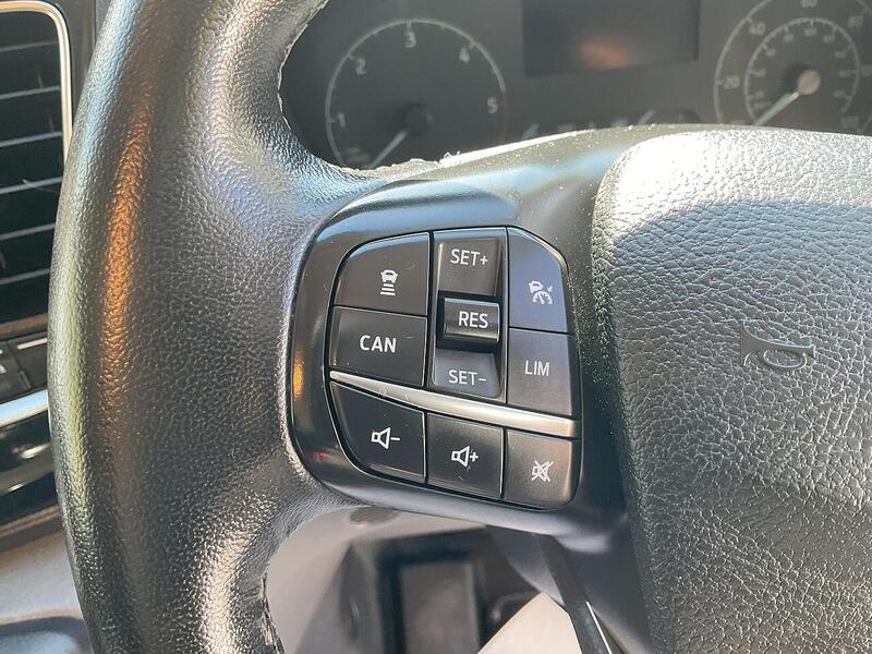 Ford 320 EcoBlue Limited LWB L/R A/C Euro 6