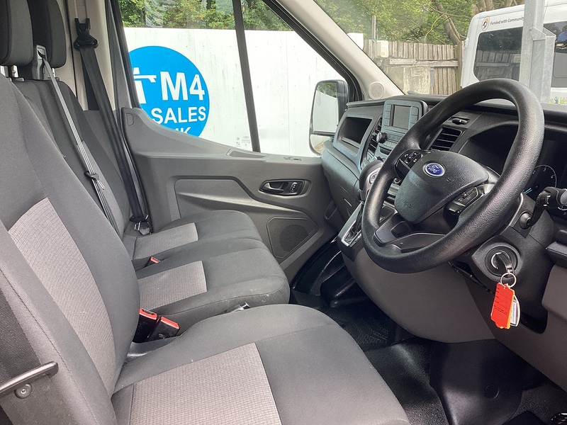 Ford 350 EcoBlue Leader LWB M/R Euro 6
