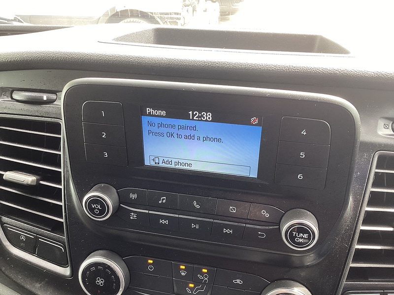 Ford 350 EcoBlue Leader LWB M/R Euro 6