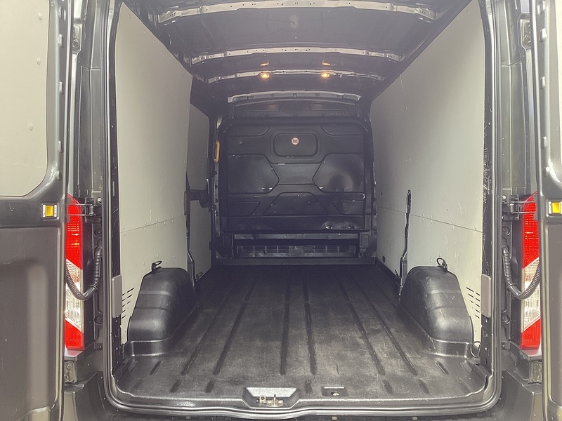 Ford 350 EcoBlue Leader LWB M/R Euro 6