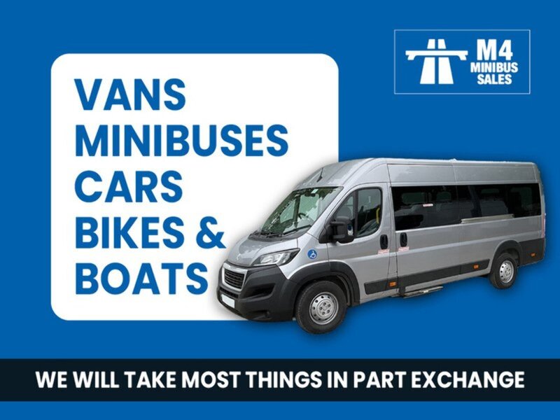 Ford 340 EcoBlue 9 Seater 