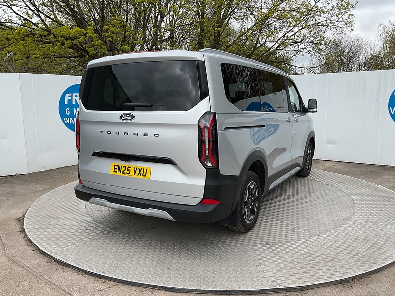 Ford 320 EcoBlue Active 8 Seater Euro 6 **NO VAT**