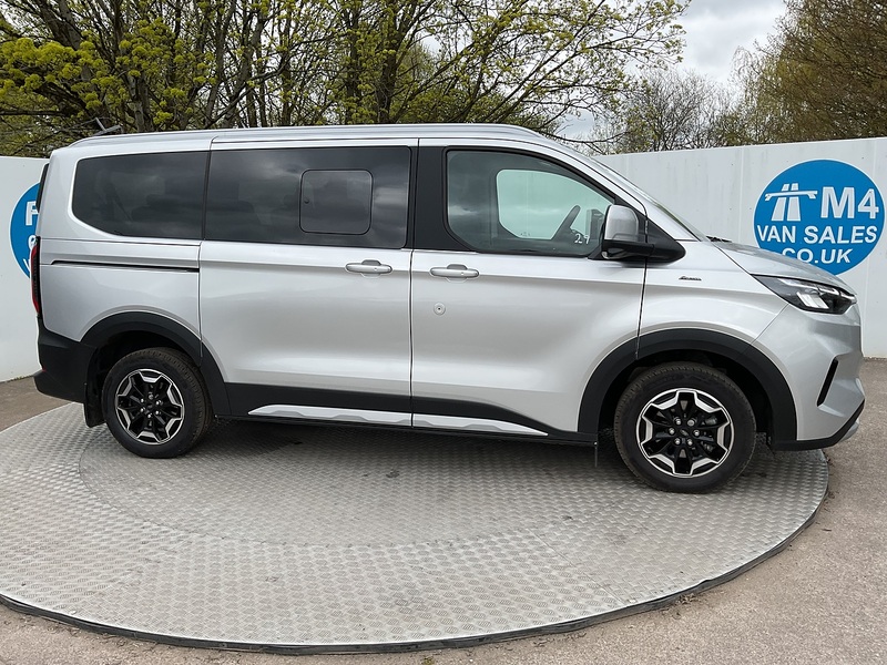 Ford 320 EcoBlue Active 8 Seater Euro 6 **NO VAT**