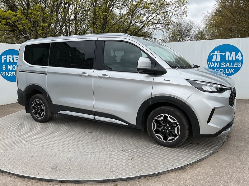 Ford 320 EcoBlue Active 8 Seater Euro 6 **NO VAT**