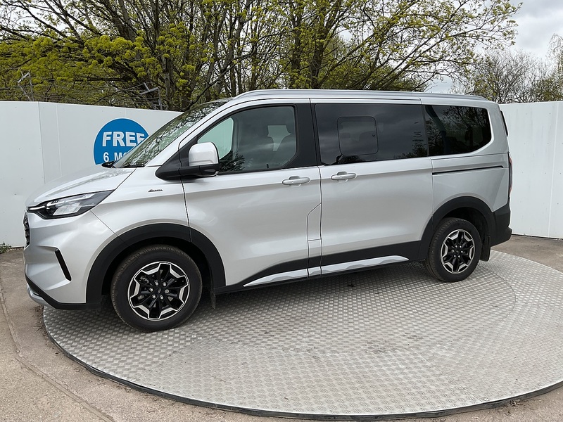 Ford 320 EcoBlue Active 8 Seater Euro 6 **NO VAT**