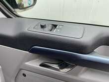 Ford Tourneo Custom 320 EcoBlue Active 8 Seater Euro 6 **NO VAT** 